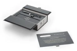 Parker® Parker Duofold Classic Black CT International Vulpen 5 Parker® Parker Duofold Classic Black CT International Vulpen -Winkel Voor Kantoorartikelen 1931387 Parker Duofold Classic Black CT International Fountain Pen 3