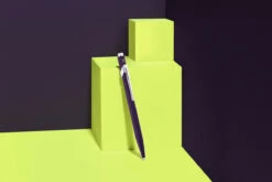 Caran D'Ache 849 Dark Purple Balpen Limited Edition -Winkel Voor Kantoorartikelen Caran d Ache 849 Dark Purple Ballpoint 6