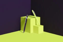 Caran D'Ache 849 Neon Yellow Balpen Limited Edition -Winkel Voor Kantoorartikelen Caran d Ache 849 Neon Yellow Ballpoint 7