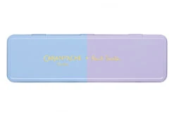 Caran D'Ache 849 Paul Smith Skyblue/Lavender Balpen 7 Caran D'Ache 849 Paul Smith Skyblue/Lavender Balpen -Winkel Voor Kantoorartikelen Caran d Ache 849 Paul Smith Skyblue Lavender BP 4