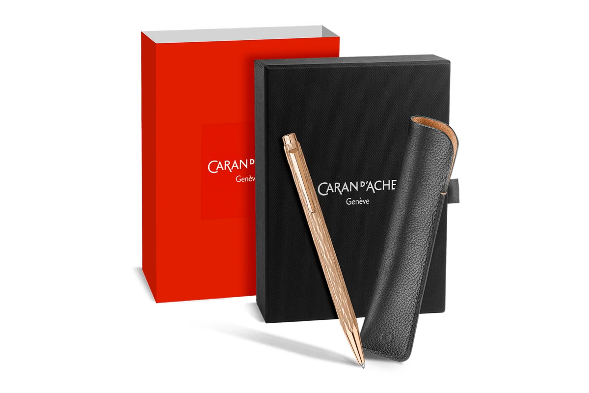 Caran D'Ache Ecridor Venetian Rosegold Balpen Met Etui 1 Caran D'Ache Ecridor Venetian Rosegold Balpen Met Etui