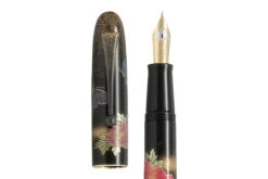Namiki Yukari Royale Peony & Butterfly Vulpen -Winkel Voor Kantoorartikelen Namiki Yukari Royale Peony and Butterfly 4